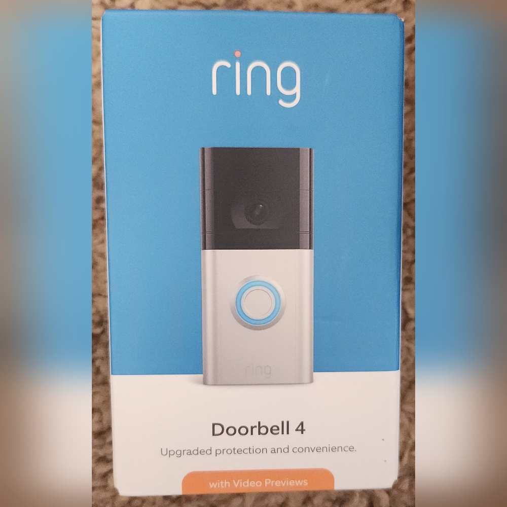 Ring Doorbell 4 - Black and Silver